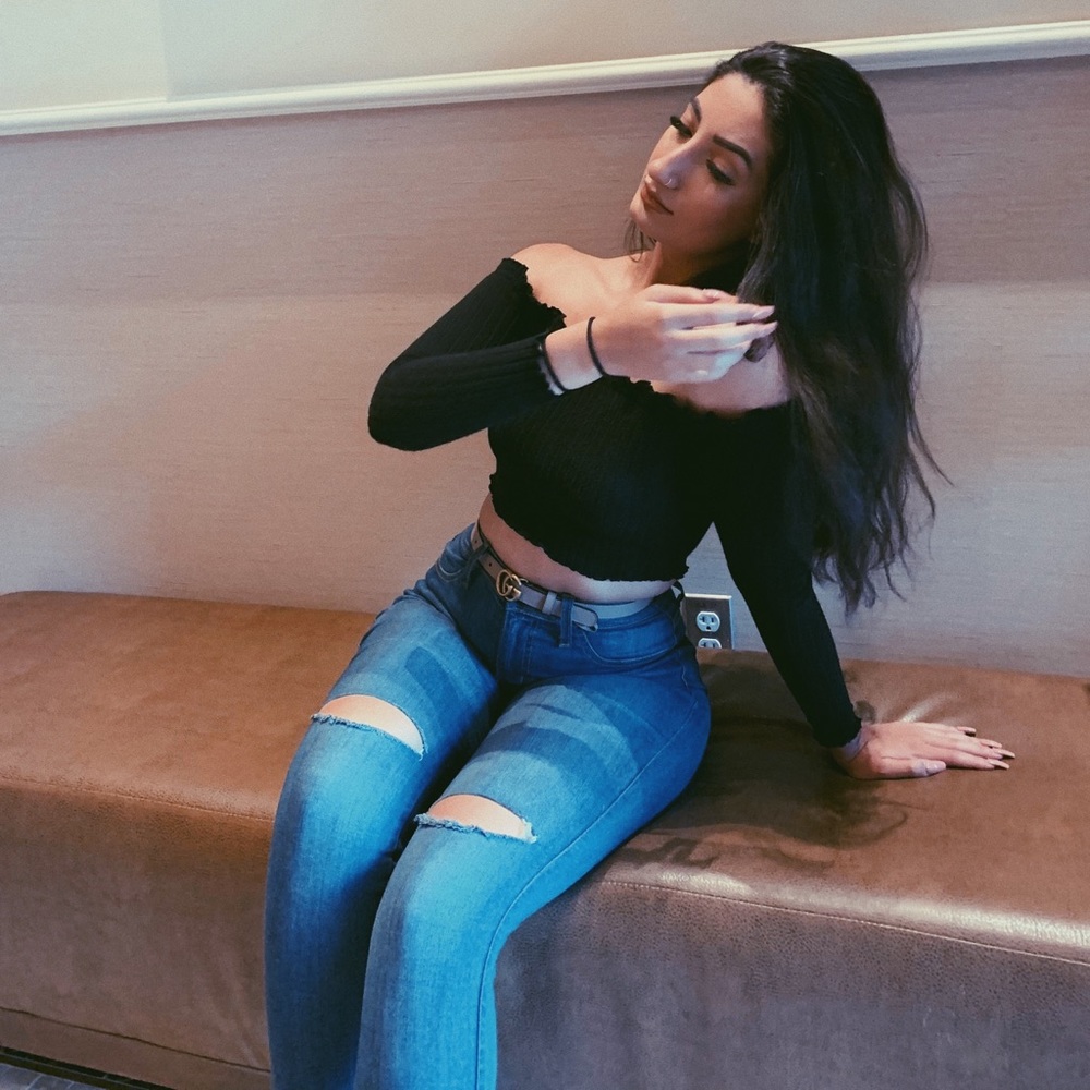 Meet your Posher, Mariam